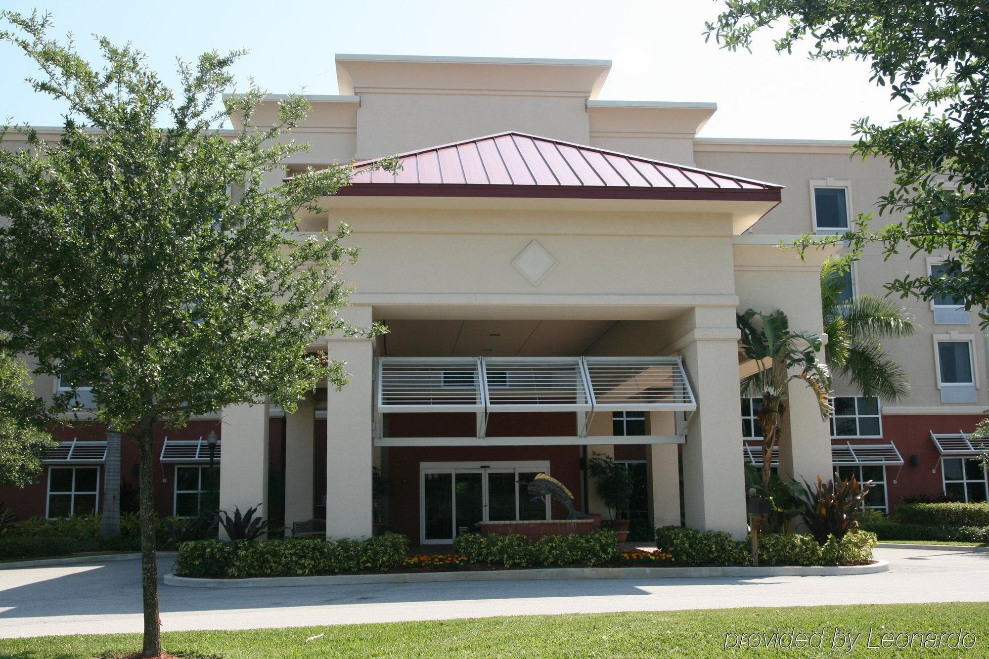 Hampton Inn & Suites Stuart-North Zewnętrze zdjęcie